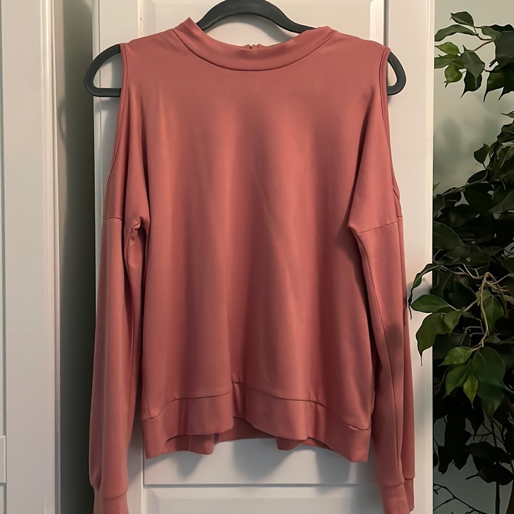 Shoulder Cut-Out sweater